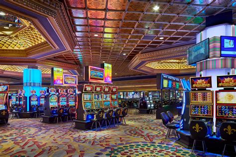 what restaurants are in harrah's casino